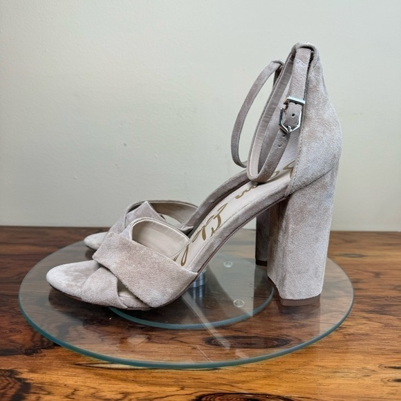 NEW Sam Edelman Yancy Block Heel Sandal - Picture 1 of 14
